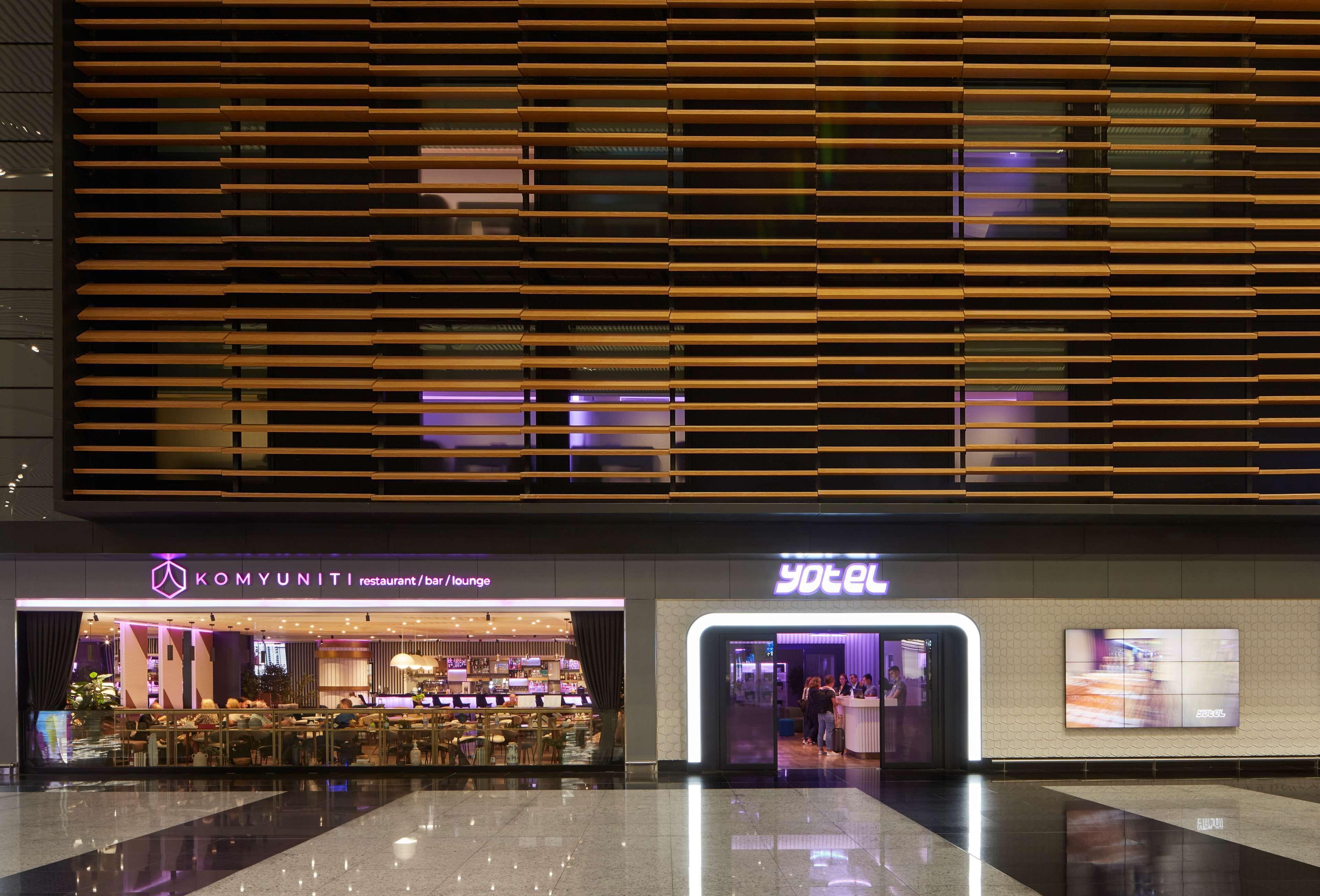 Yotel Istanbul Airport, City Entrance — Foto’s 3